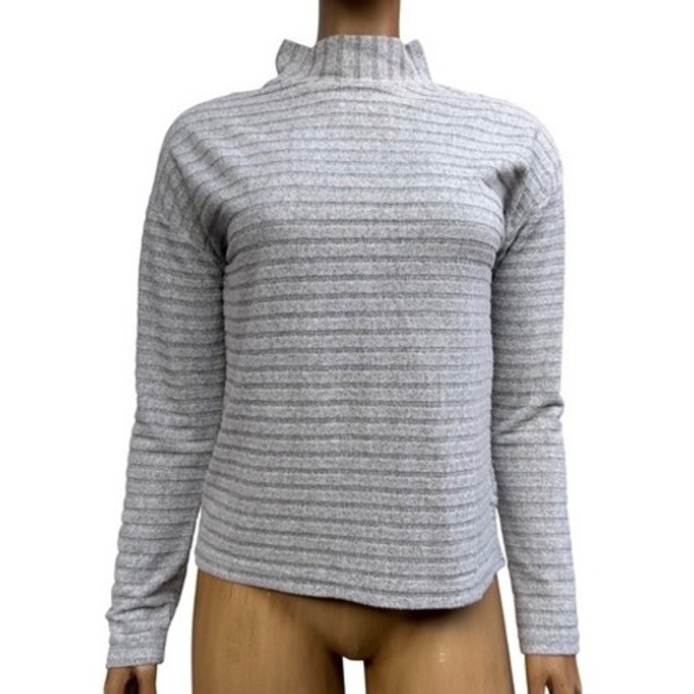 Only Ribbed Grey Mock Neck Top Lightweight Quiet Luxury Elevated Basics Medium